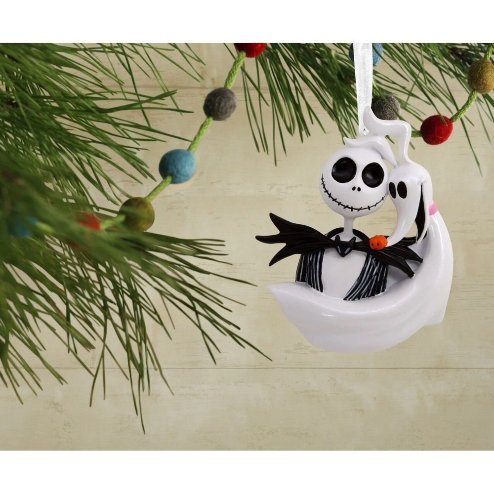 Hallmark Ornament Disney Nightmare Before Christmas Jack Skellington & Zero‎ NIB